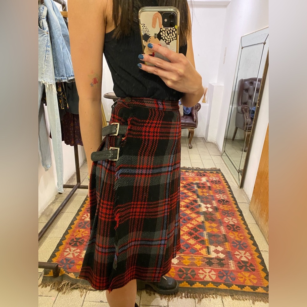 Grunge/punk Scottish kilt